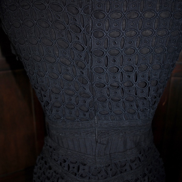 black short romper - Picture 4 of 4